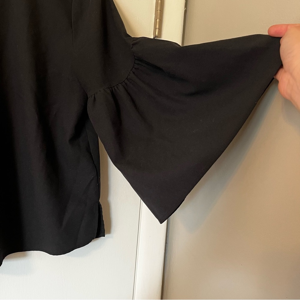 Who What Wear wide sleeve top - Picture 3 of 6